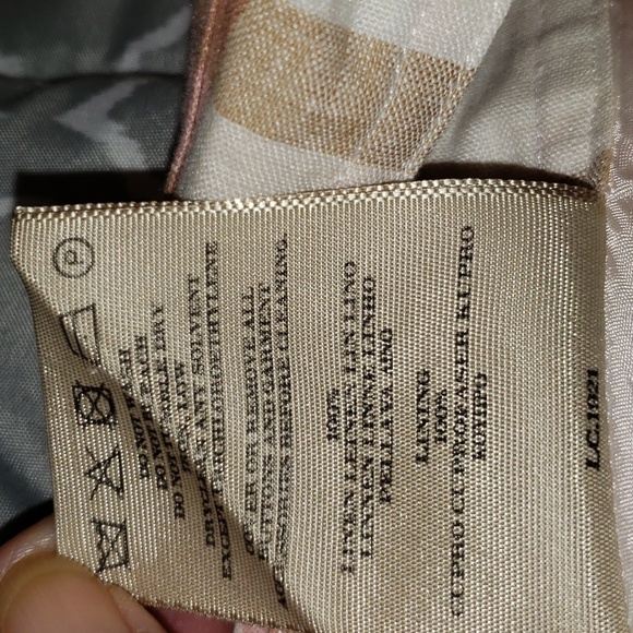 Burberry London Pink and Beige November Check Wrap Skirt Size 12 - Picture 8 of 8